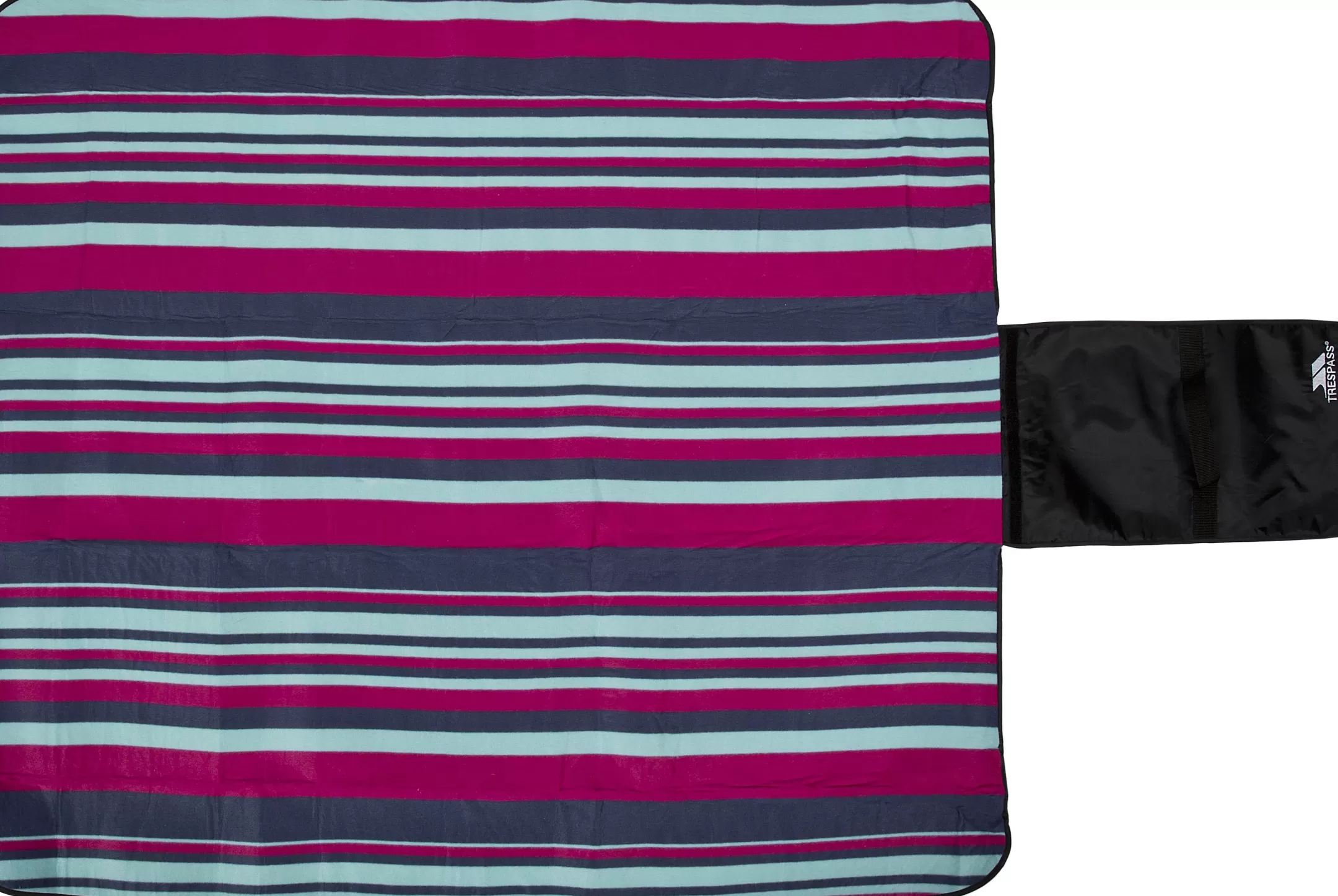 Waterproof Blanket 135 x 120cm | Trespass Discount